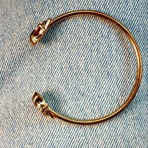 Women's skull bracelet